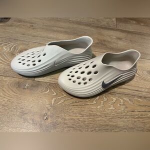 Nike Cream Slip-On Clogs